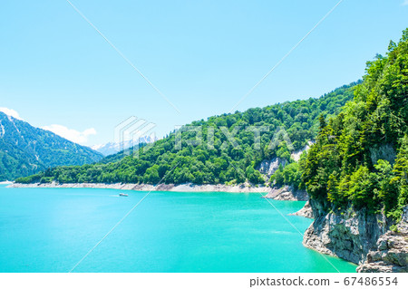 Kurobe Lake in early summer Kurobe Lake in early summer 67486554