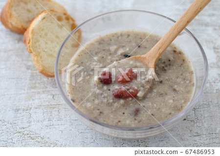 雜糧和米飯雜燴 67486953