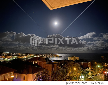 Australian night Australian night 67489366