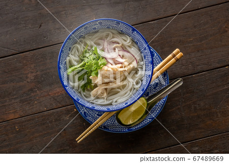 四個越南麵條盤Pho Ga越南麵條雞 67489669