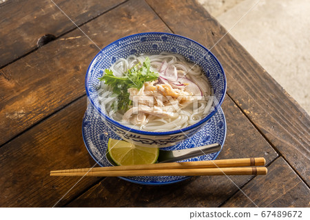 Four Vietnamese noodle dishes Noodles chicken of Pho Ga Vietnam 67489672