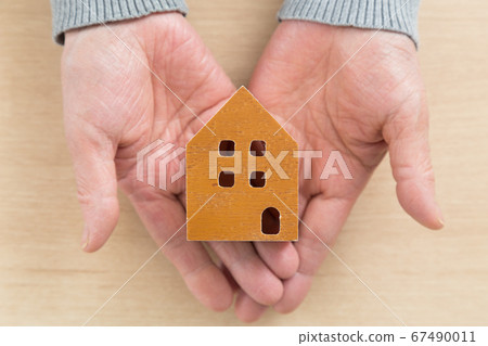House 67490011