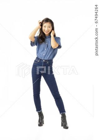 20多歲的女性 67494264