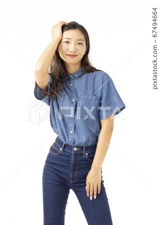 一個女人在他的tw 67494664