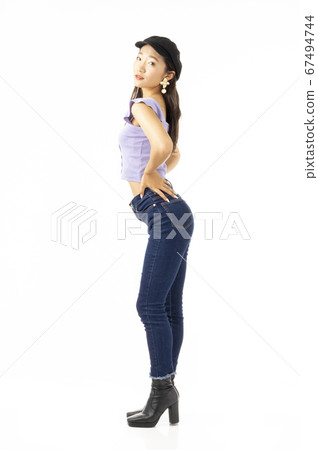 一個女人在他的tw 67494744