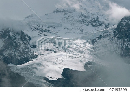 瑞士，克萊因·謝德格（Kleine Scheidegg），少女峰 67495299