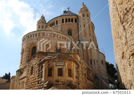 Maria Ei-Church 67501011