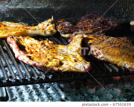 阿根廷烤肉asado 阿根廷烤肉asado 67501639