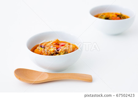 蔬菜通心粉湯湯兩個 67502423