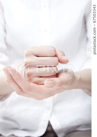 女手閃亮 女手閃亮 67503343