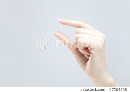 Female hand Female hand 67504898