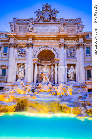 Rome, Italy - Fontana di Trevi 67505526
