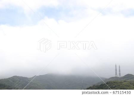 山霧，山霧，薄霧，山脊，雲海 67515430