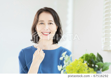 美女形象 67516292