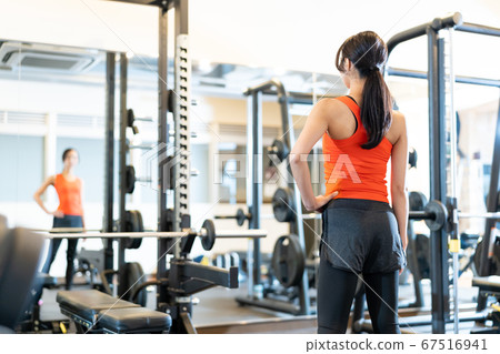 Women's fitness sports gym exercise Women's fitness sports gym exercise 67516941