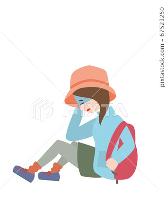 戶外風格的年輕女子臥虎藏龍和休息 戶外風格的年輕女子臥虎藏龍和休息 67521250