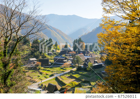富山縣秋季五ka山愛倉合掌祖里村 67526011