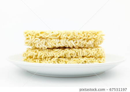 Ramen noodles Ramen noodles 67531197