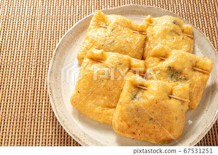 肉包裹的炸豆腐 67531251