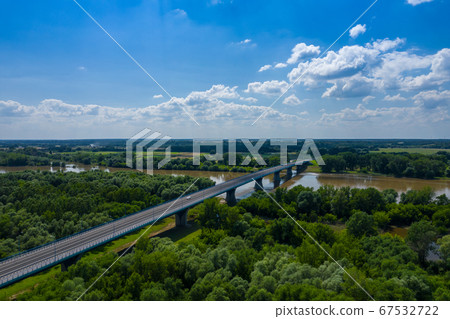 Bridge over Vistula river in Kamien, Poland. 67532722