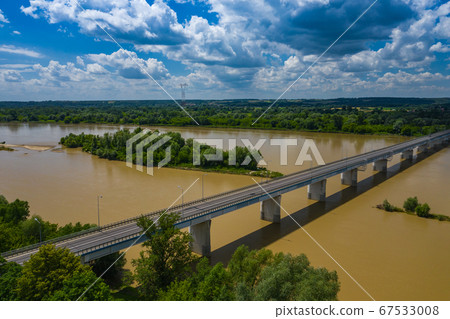 Bridge over Vistula river in Kamien, Poland. 67533008