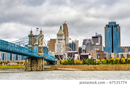 Cityscape of Cincinnati in Ohio, USA Cityscape of Cincinnati in Ohio, USA 67535774
