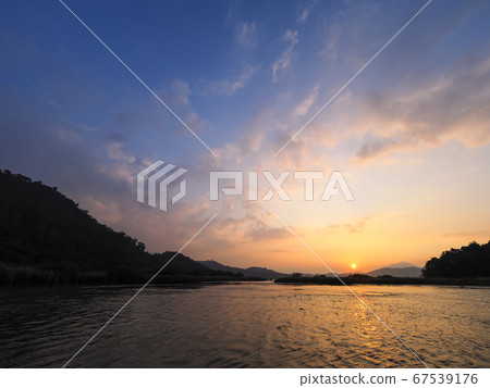 Sun Moon Lake at dusk, Taiwan 67539176