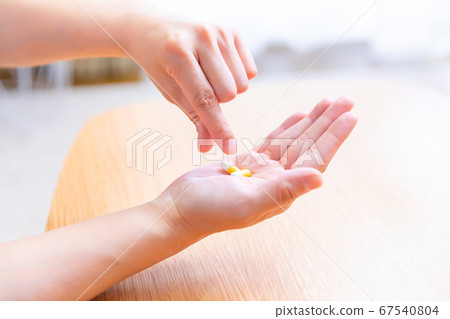 藥膠囊 67540804