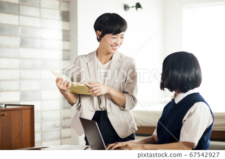 Learning image Private tutor Tutor 67542927