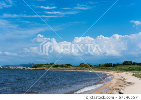 中海鳶尾河口的清新景色和乾淨舒緩的照片 中海鳶尾河口的清新景色和乾淨舒緩的照片 67546557