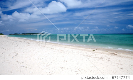 The beach at the end of Kume Island The beach at the end of Kume Island 67547774