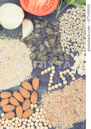 Nutritious eating containing zinc Nutritious eating containing zinc 67549926