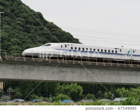 N700 series Nozomi across the Chikusa River Bridge on the Sanyo Shinkansen 67549995