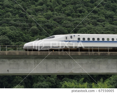 N700 series Nozomi across the Chikusa River Bridge on the Sanyo Shinkansen 67550005