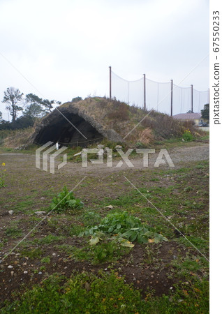 Plane bunker (storage) used during wartime (Kagoshima prefecture Izumi city) Plane bunker (storage) used during wartime (Kagoshima prefecture Izumi city) 67550233