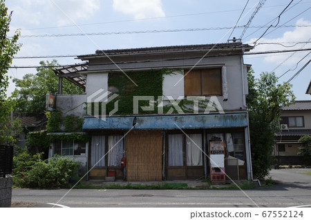 An old and beautiful building in Japan 67552124