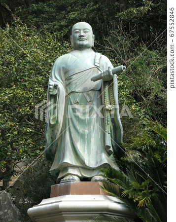 藤澤市龍光寺的日蓮大宗寧雕像 藤澤市龍光寺的日蓮大宗寧雕像 67552846
