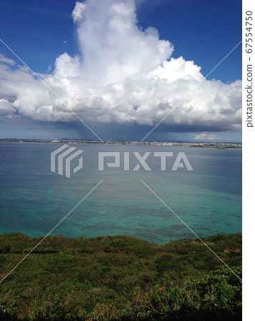 Guerrilla torrential rain on a southern island 67554750