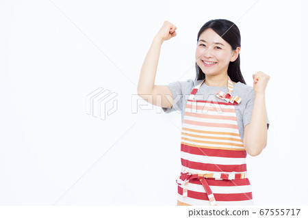 Housewife in her 30s Housewife in her 30s 67555717