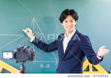 Filming an online lesson in the classroom 67556581