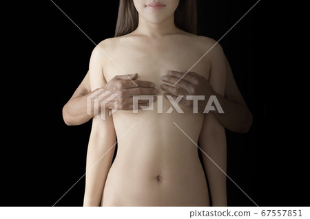 裸體女人，男人和黑色 67557851