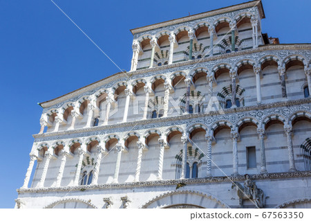 Cathedral of St. Martin (Lucca, Italy) Cathedral of St. Martin (Lucca, Italy) 67563350