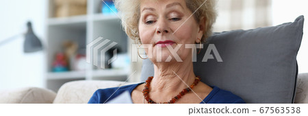 Precious moments relaxing indoors 67563538