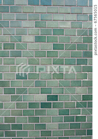 Green tile 67565015
