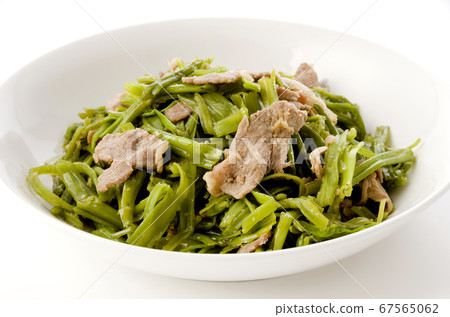 沙丁魚和豬肉炒 67565062