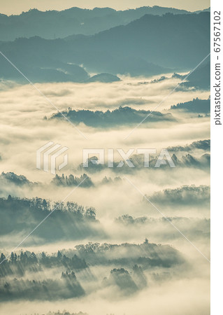 鹿山九十九谷觀景台晨景 鹿山九十九谷觀景台晨景 67567102