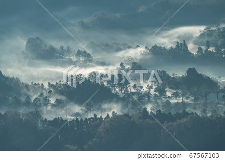 鹿山九十九谷觀景台晨景 鹿山九十九谷觀景台晨景 67567103