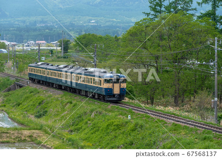 Shinano Train 115 series Shinano Train 115 series 67568137