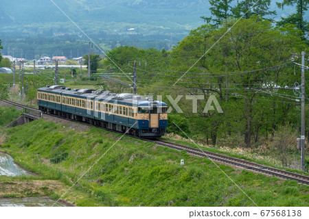 Shinano Train 115 series Shinano Train 115 series 67568138
