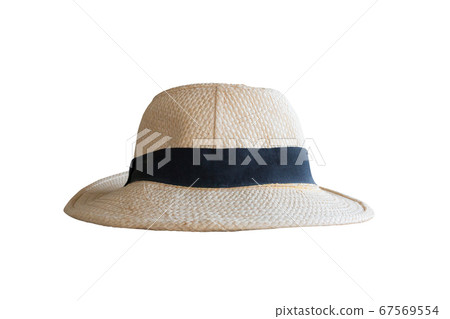 Vintage Straw hat fasion isolated on white background 67569554